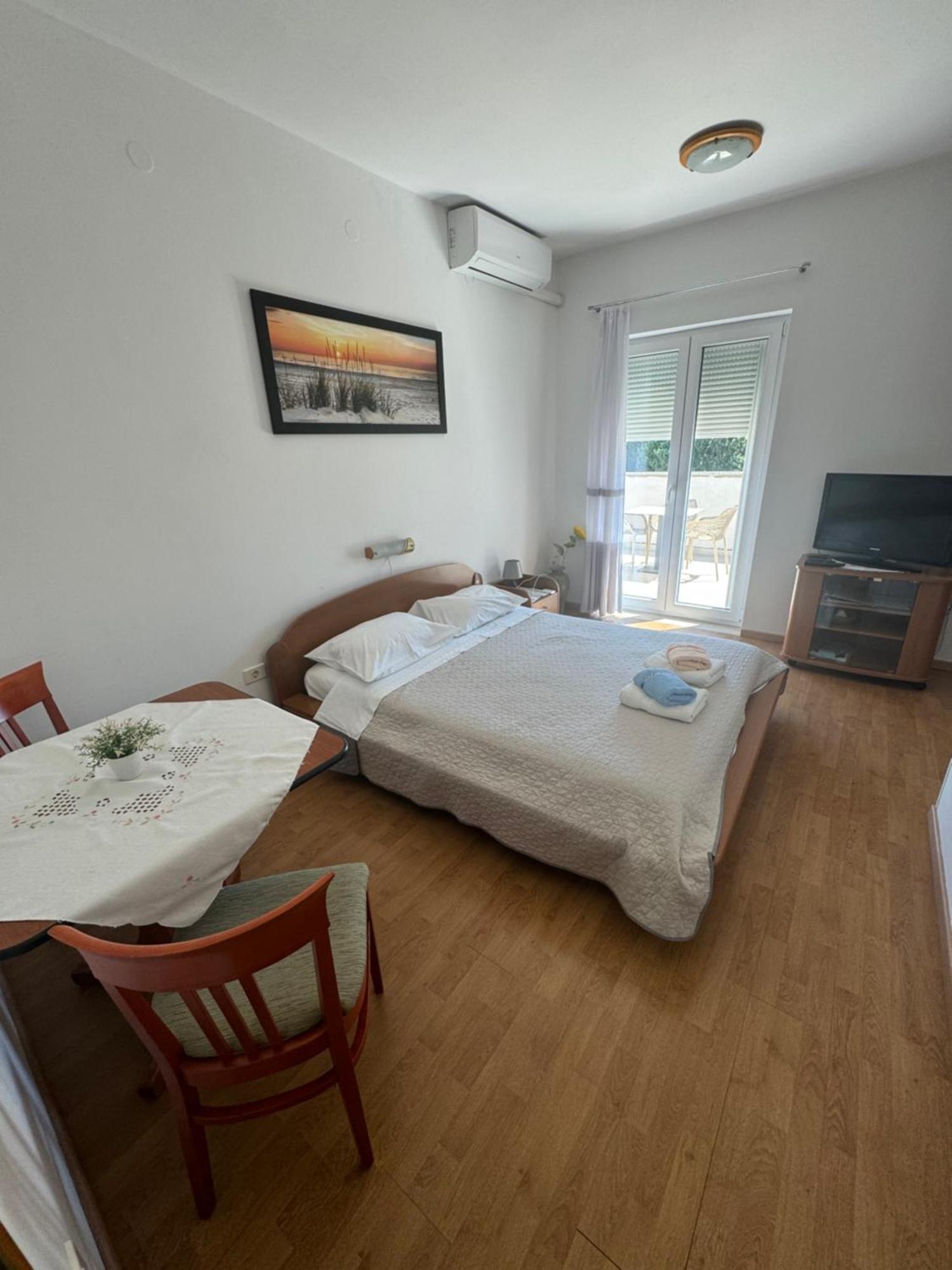בפורטורוז Apartments And Rooms Orazem Zoro מראה חיצוני תמונה