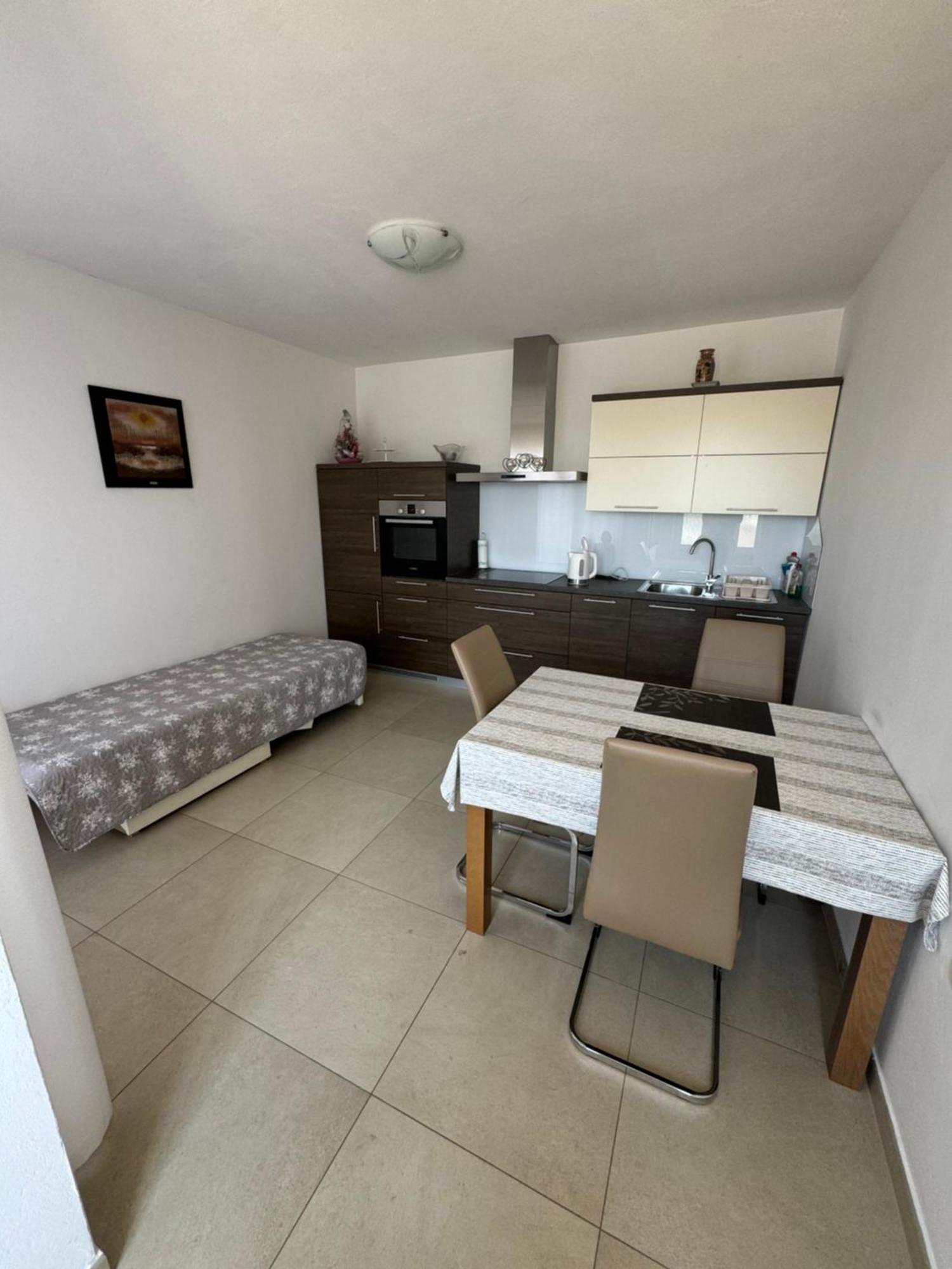 בפורטורוז Apartments And Rooms Orazem Zoro מראה חיצוני תמונה